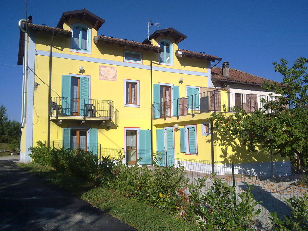 Bed and Breakfast La Terrazza Del Barbaresco Neviglie Exterior foto