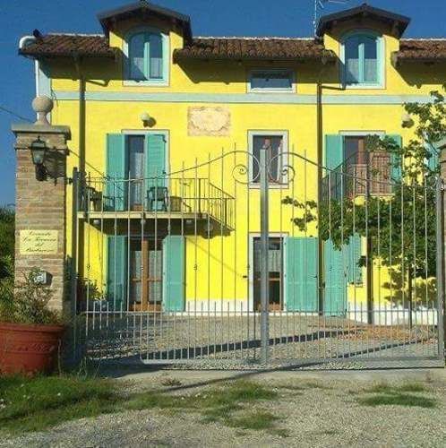 Bed and Breakfast La Terrazza Del Barbaresco Neviglie Exterior foto